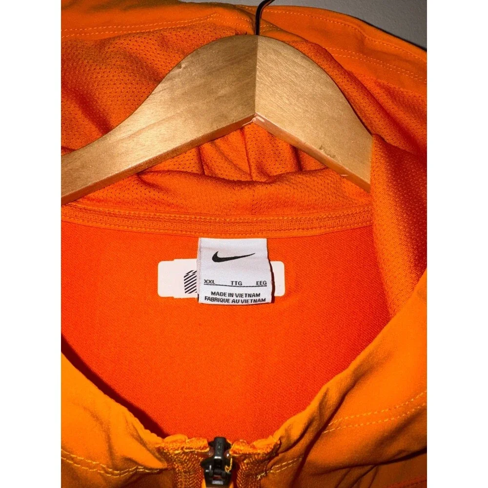 Men's 2XL Nike Tennessee Volunteers Team Issue PE Pregame 1/4 Zip Hooded Jacket